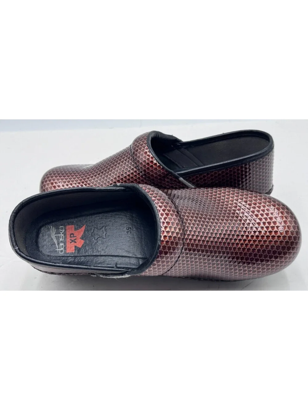 Dansko XP Women's Clogs 8.5-9 Copper Brown Honeycomb Round Toe Slip On Shoes